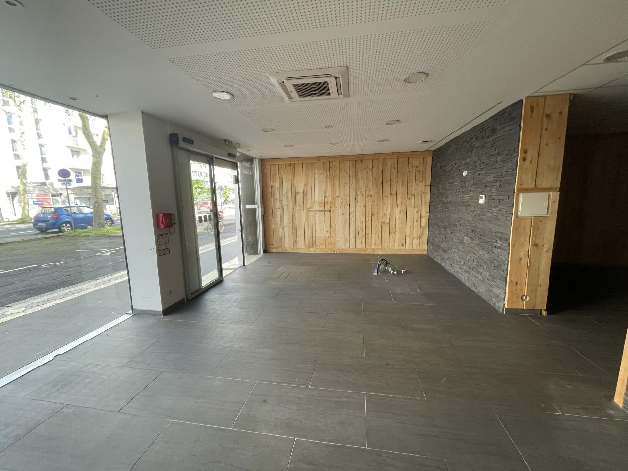 Bureau Tours 127m² Location bureau Tours Indre-et-Loire OLBUR2422046 0